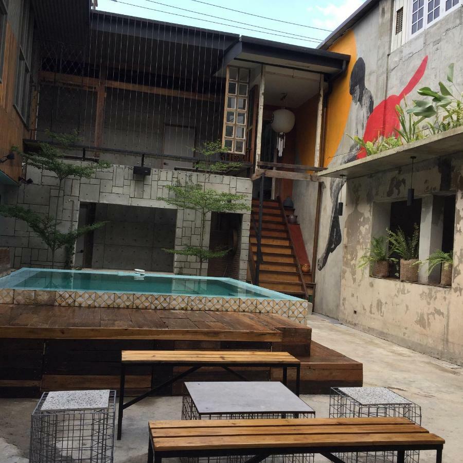The Flying Fish Hostel Cebu Εξωτερικό φωτογραφία