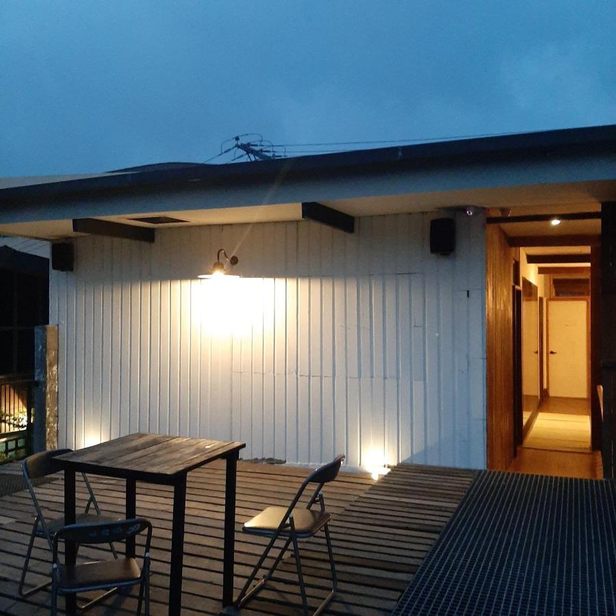 The Flying Fish Hostel Cebu Εξωτερικό φωτογραφία