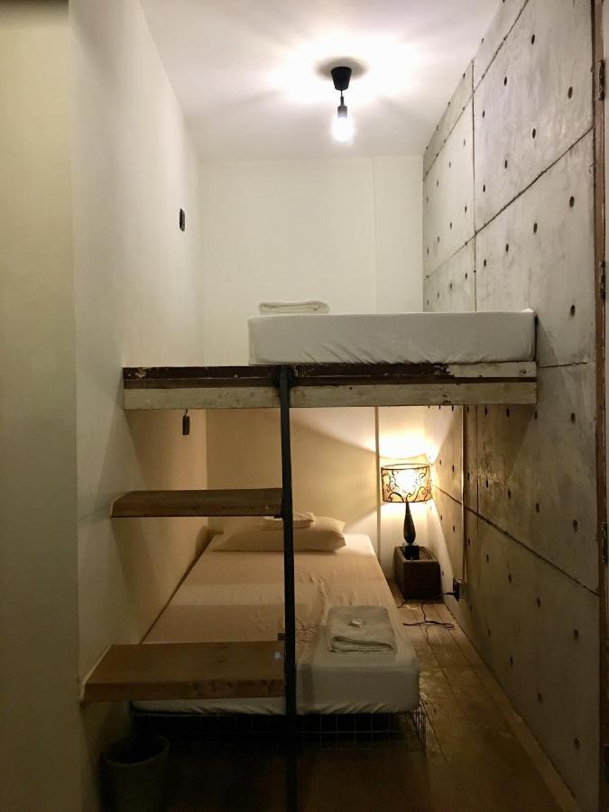 The Flying Fish Hostel Cebu Εξωτερικό φωτογραφία