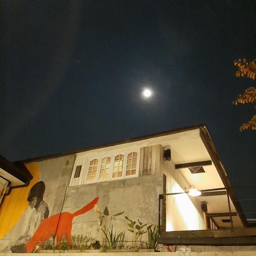 The Flying Fish Hostel Cebu Εξωτερικό φωτογραφία